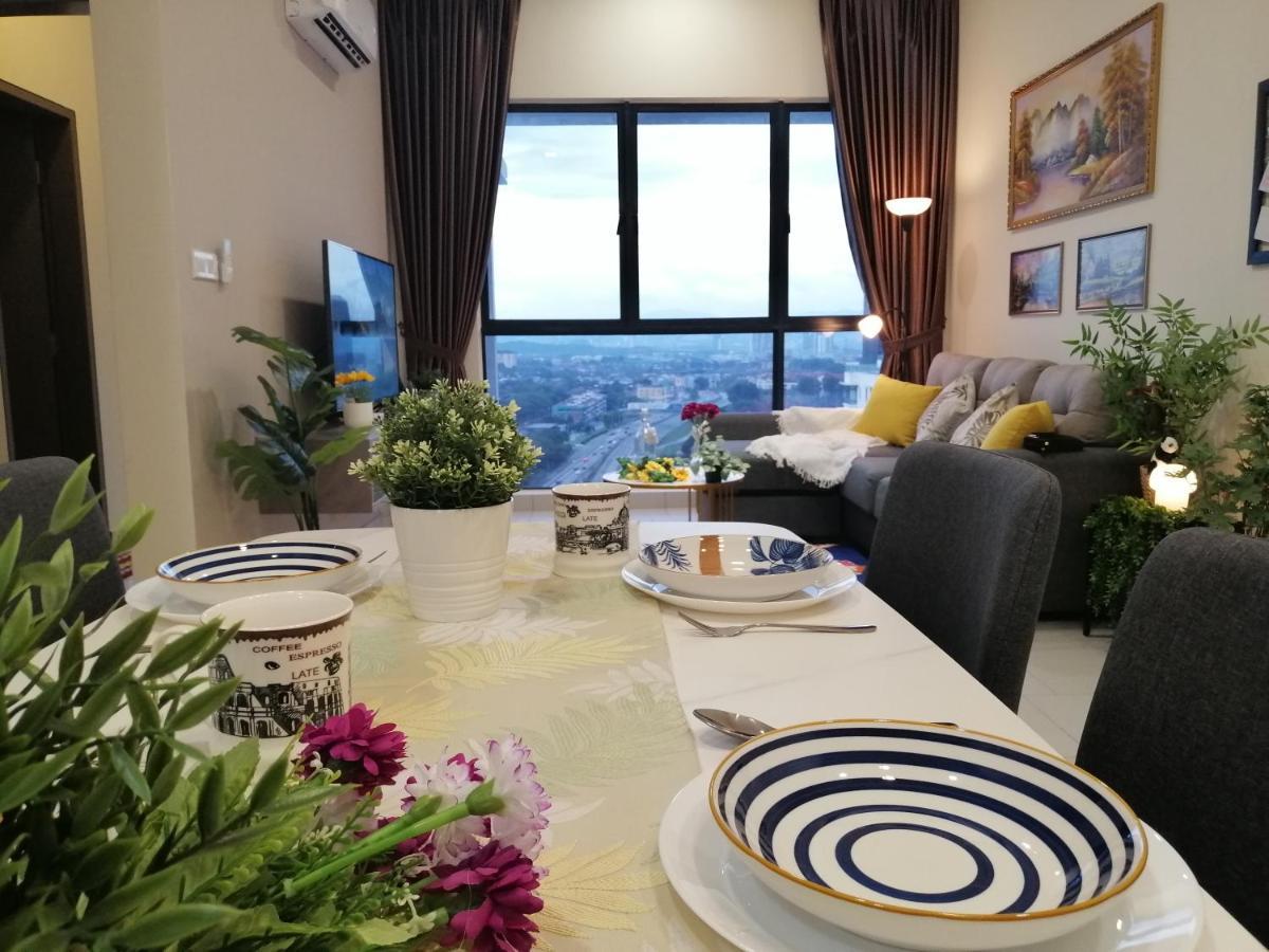 Astetica Residences @ スリ・カンバンガン エクステリア 写真