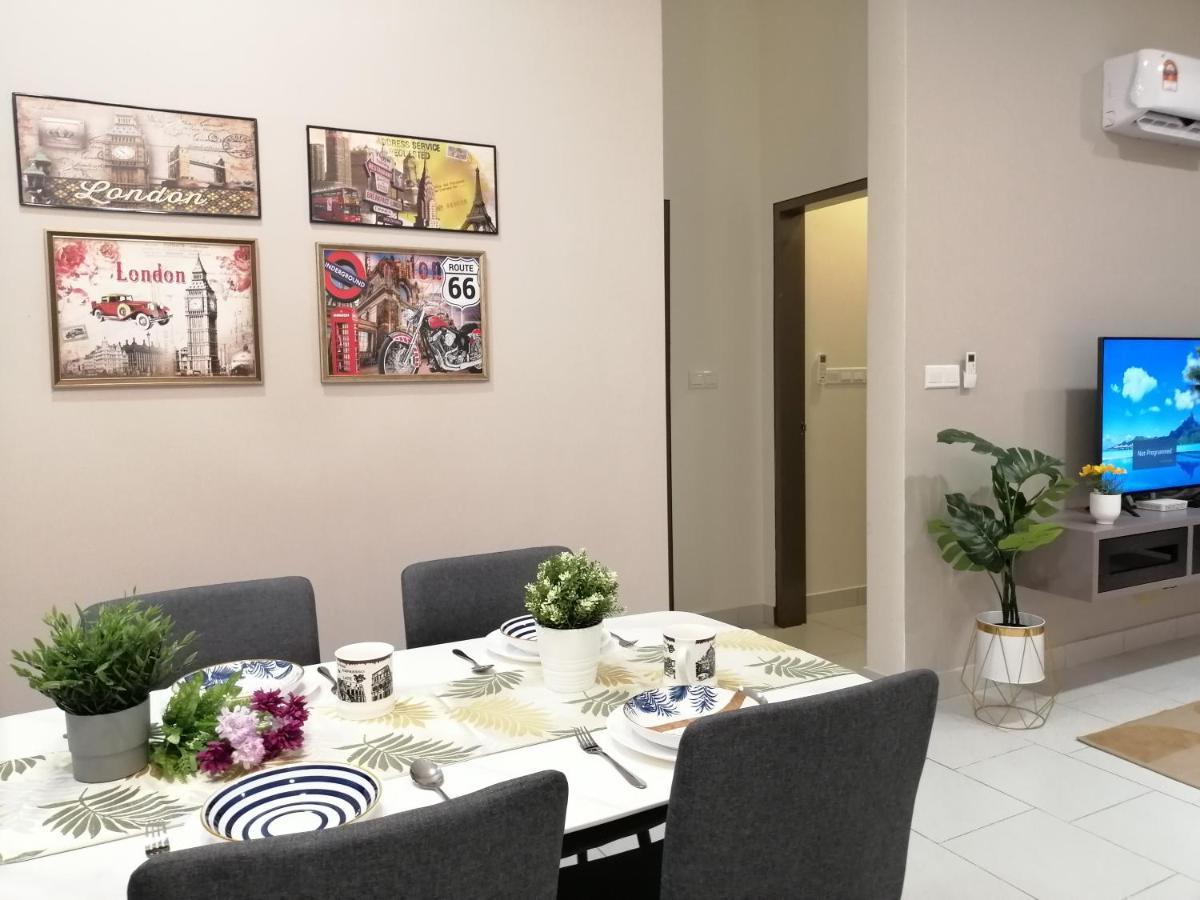 Astetica Residences @ スリ・カンバンガン エクステリア 写真