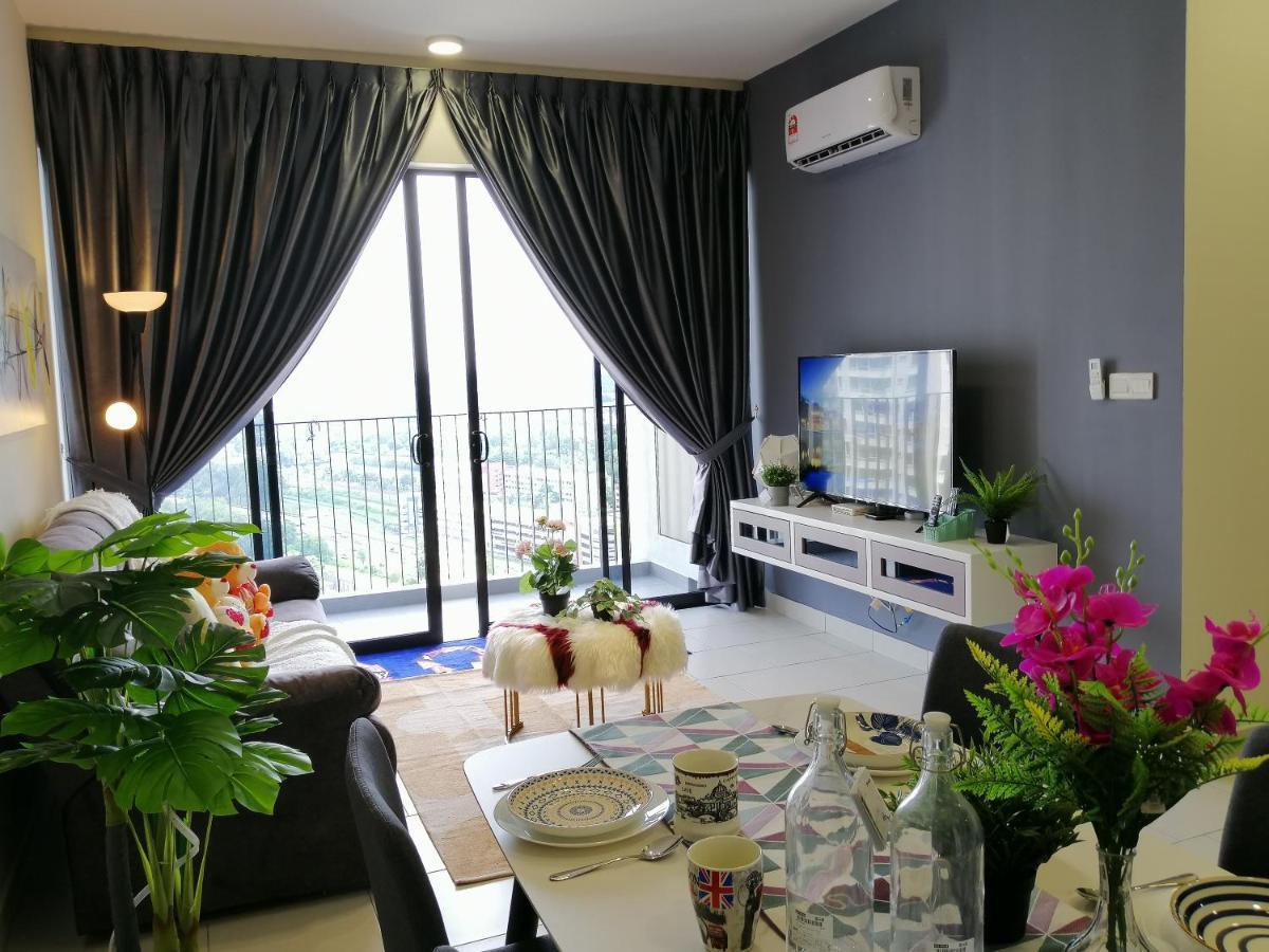 Astetica Residences @ スリ・カンバンガン エクステリア 写真